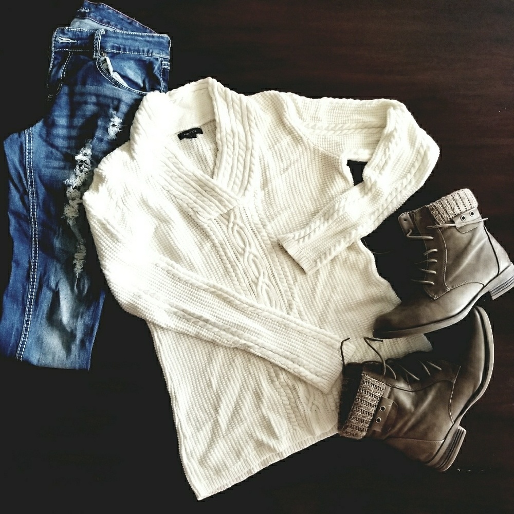 Nautica Cream Sweater