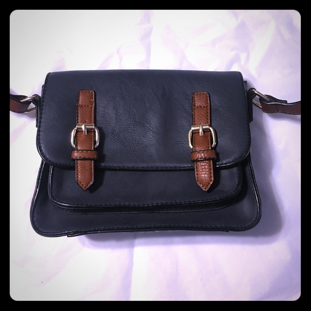 Noelle small cross body navy blue