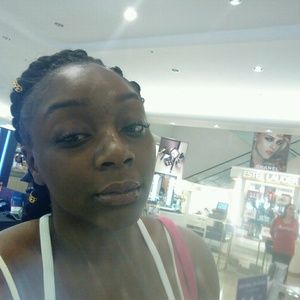 Meet your Posher, Jasmine