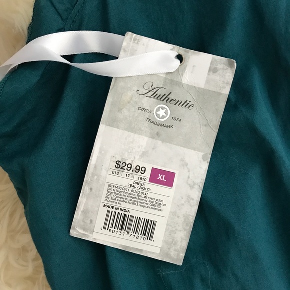 NWT Converse Dress - Picture 5 of 7