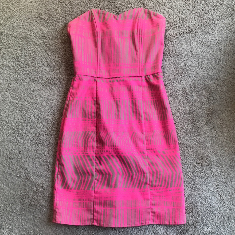 H&M strapless sweetheart dress