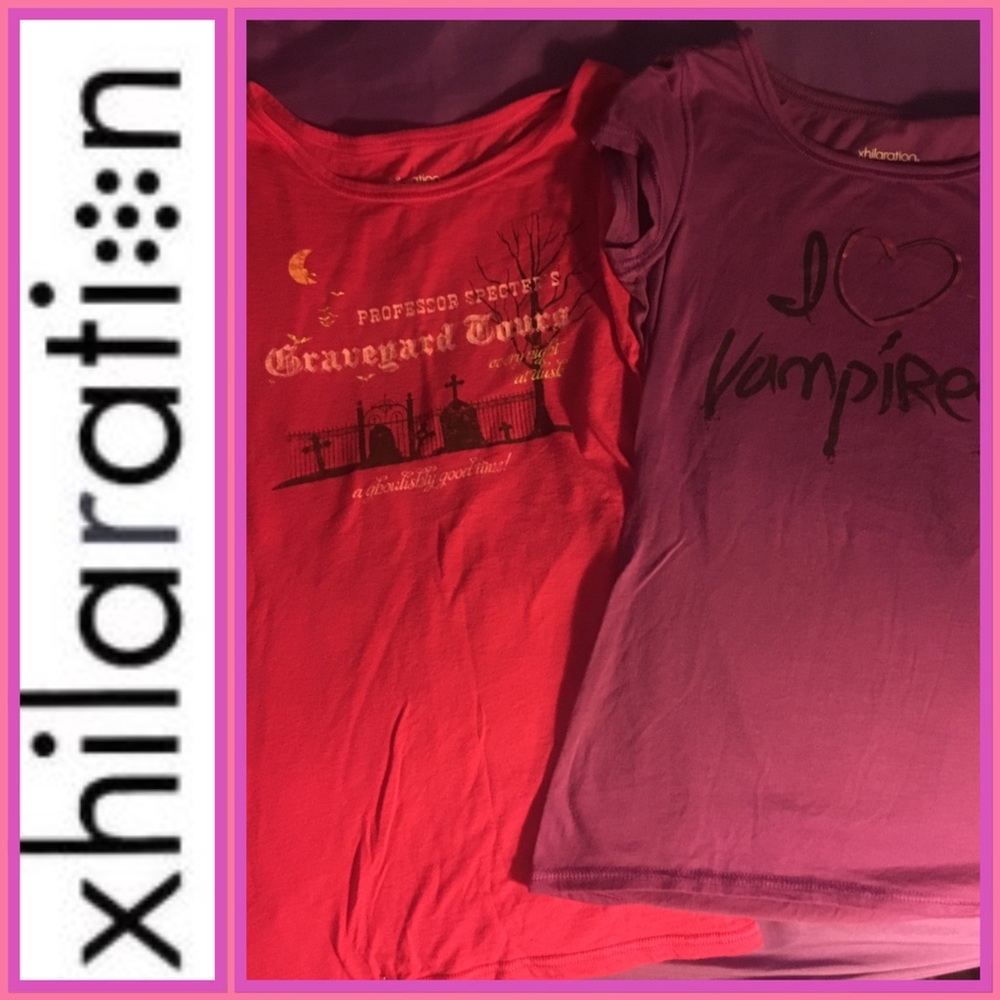 🎃👻PRICE FIRM👻🎃 set of 2 t-shirts