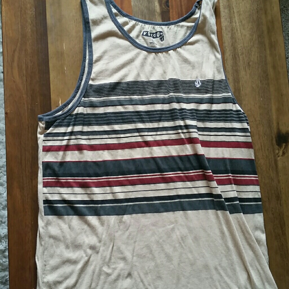 NWOT Volcom Tank Top