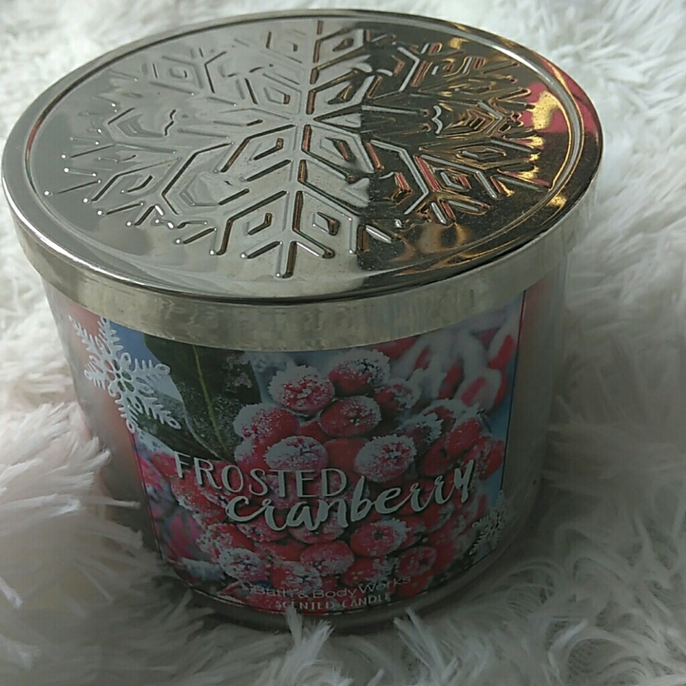 BBW 3 wick Frosted Cranberry