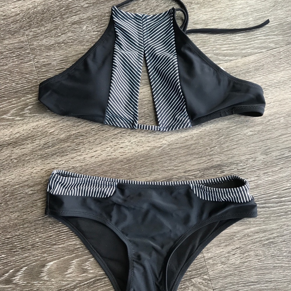 Black cut out bikini w/ white stripes