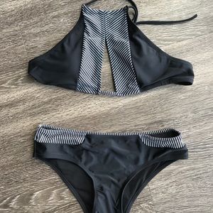 Black cut out bikini w/ white stripes