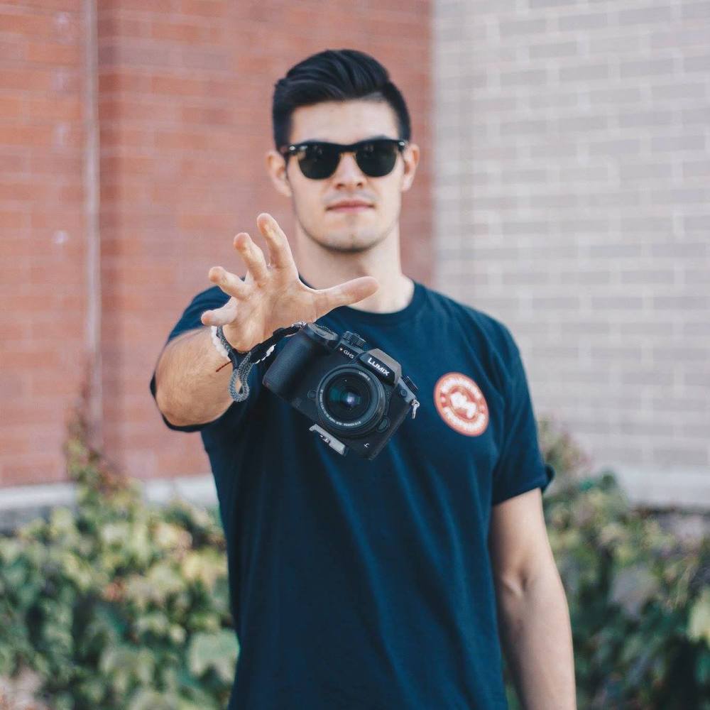 Meet your Posher, Logan