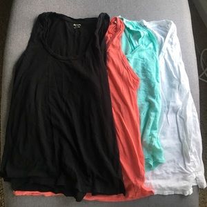 Madewell linen tanks - XS.