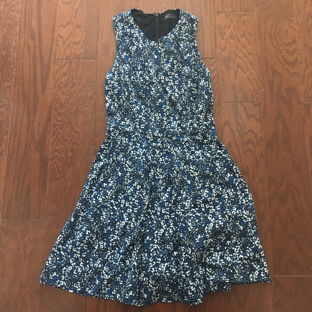 Gap navy floral dress