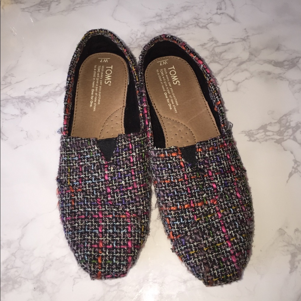 🦄 ✨TOMS Unique wool sz 7 EUC ✨