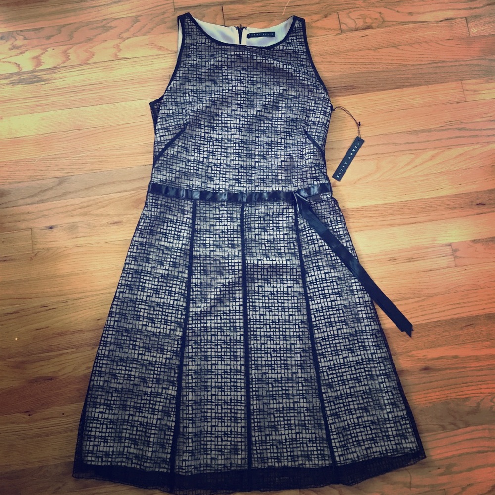 Perry Ellis Dress Black lace w/ nude underlay
