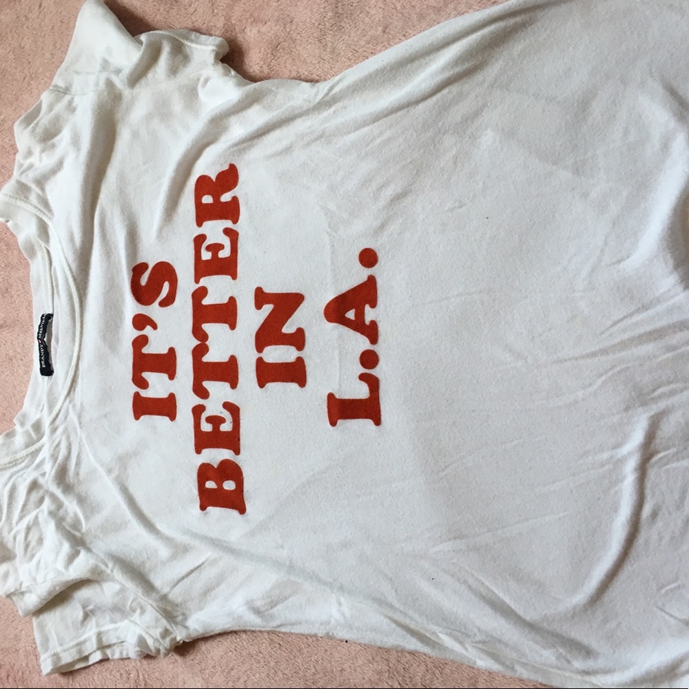 It's better in LA loose T