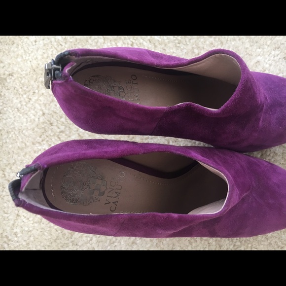 Vince Camuto booties size 8.5 - Picture 5 of 6