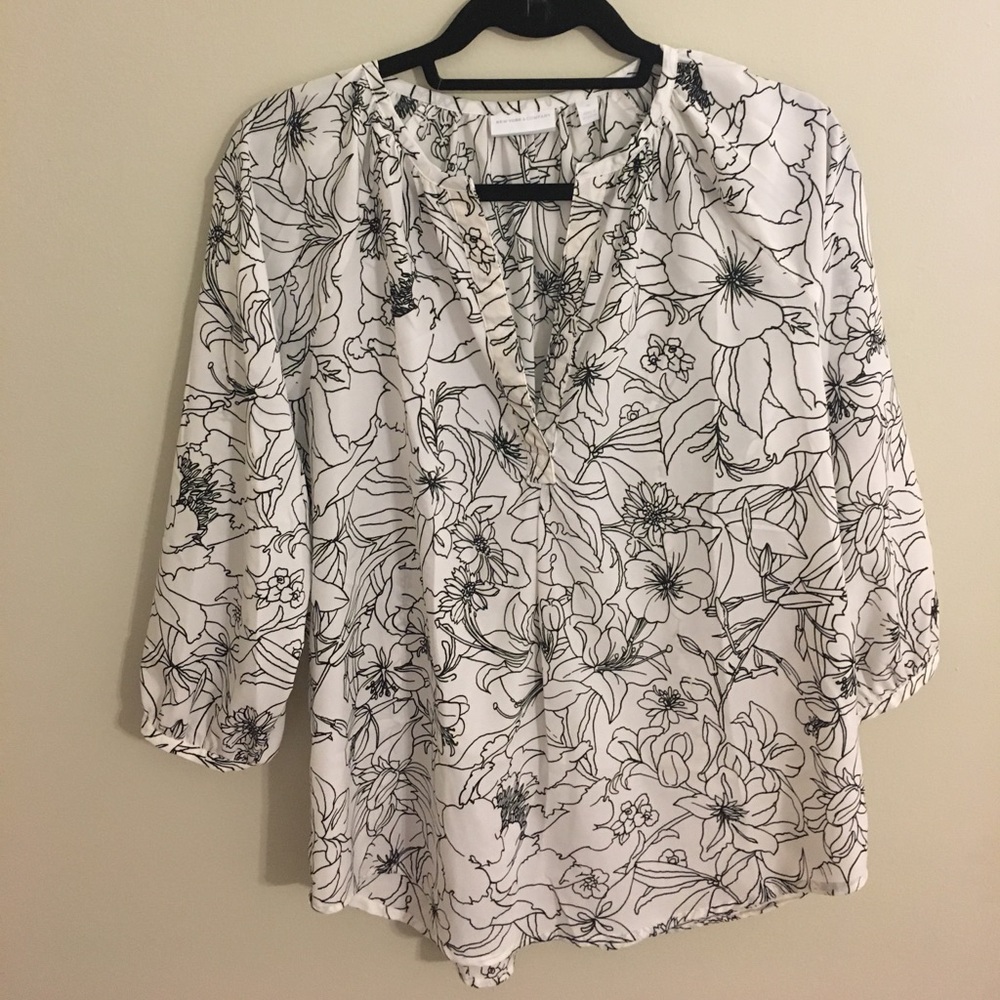 Black & white floral blouse - New York & Company
