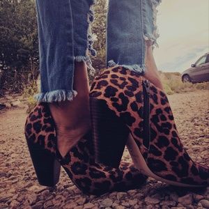 Meet your Posher, Andrea