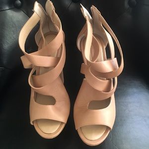 Bcbg nude platform shoes size 8.5