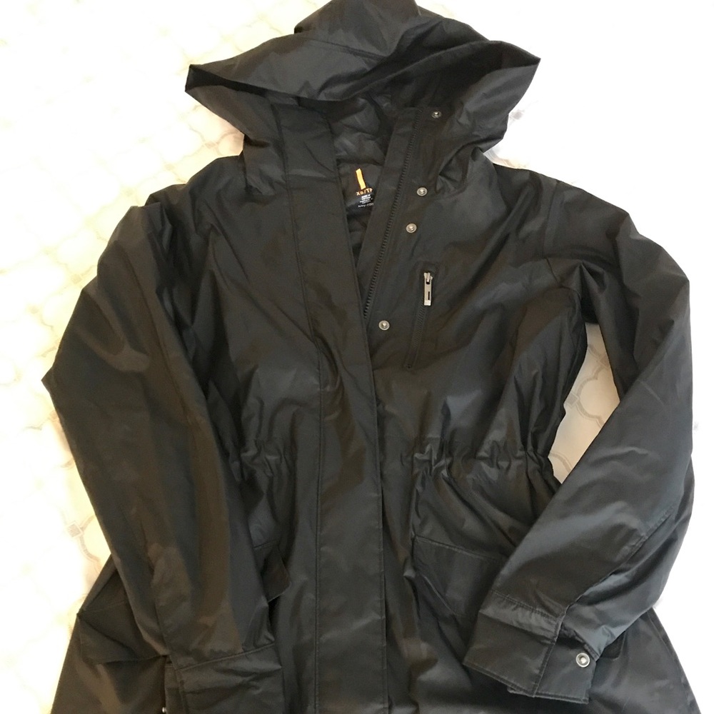 Lucy rain jacket NWOT