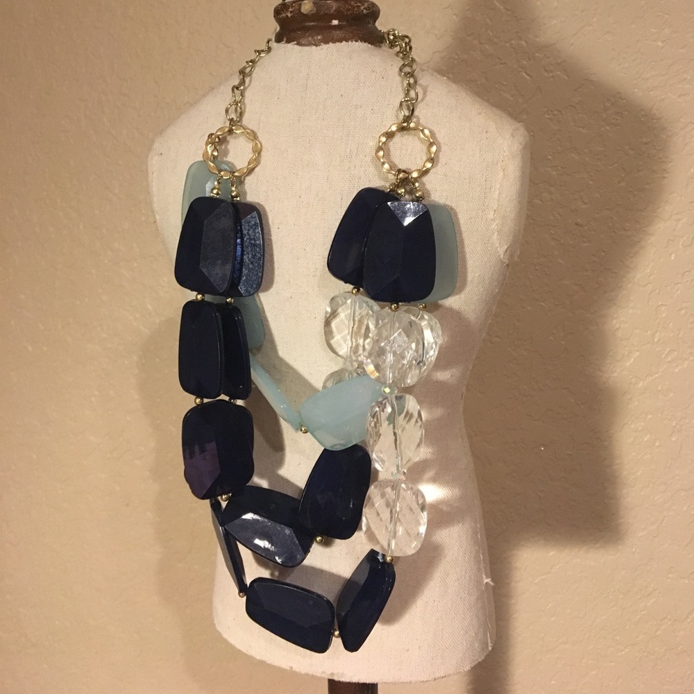 Statement necklace