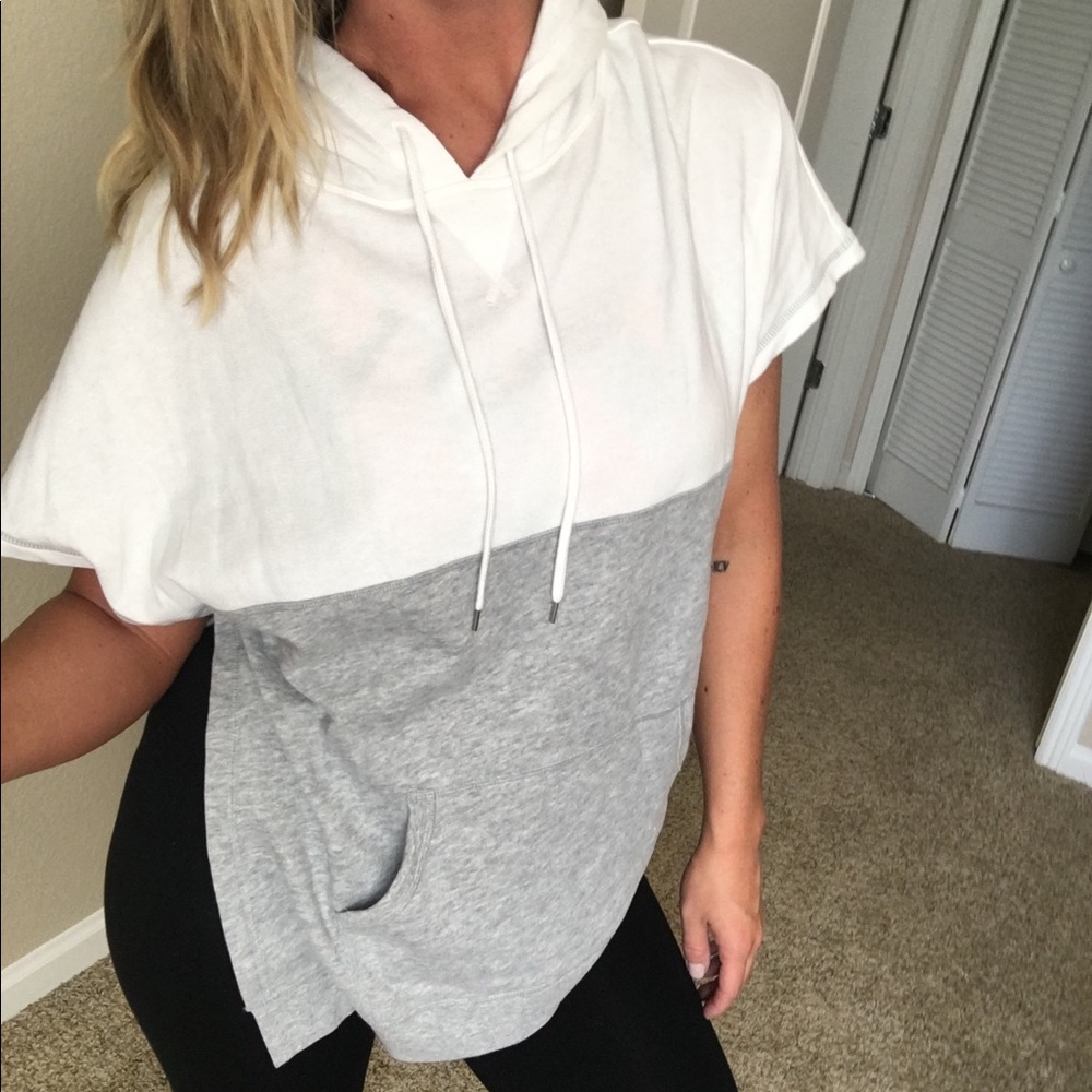 VS Hoodie