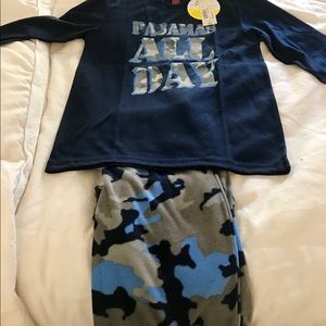 Pajamas - new - Boys M (8-10)