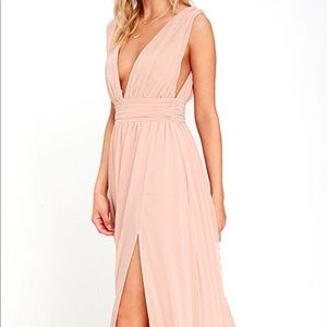 Blush V-Neck Pleated Maxi Dress - Large