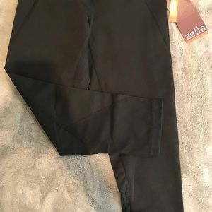Zella High Waisted Leggings with mesh detail-NWT