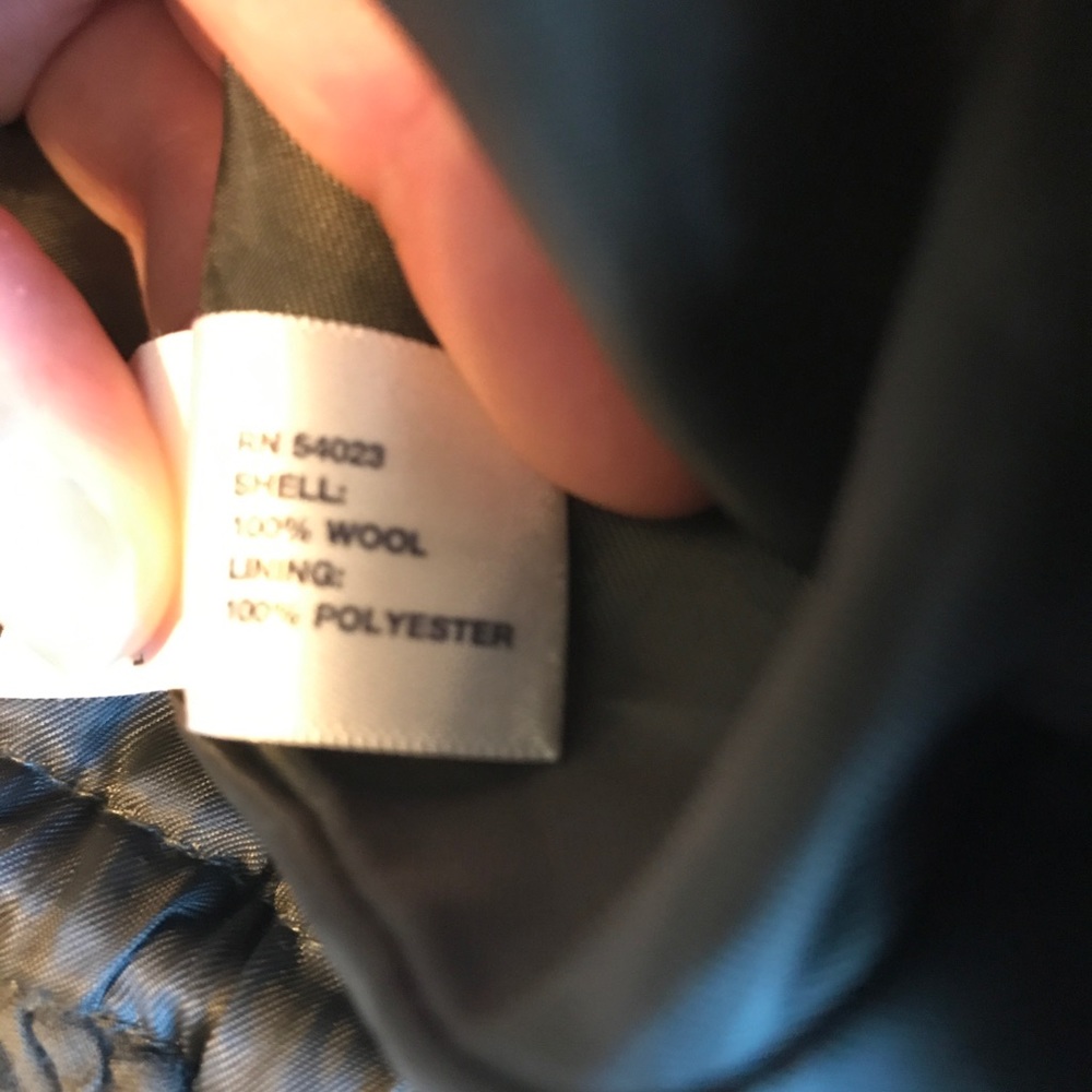 Gap wool cropped olive coat. Perfect condition. - Picture 5 of 5
