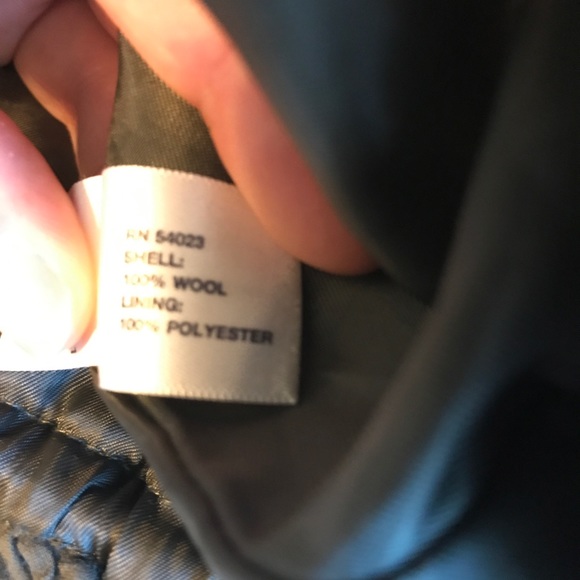 Gap wool cropped olive coat.  Perfect condition. - Picture 5 of 5