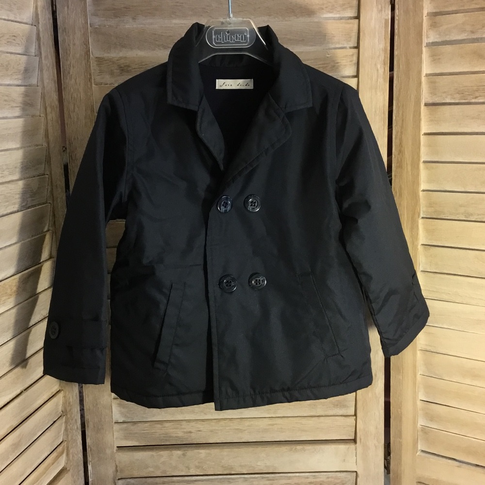 Heavy rain-wind jacket, double breasted, like new.