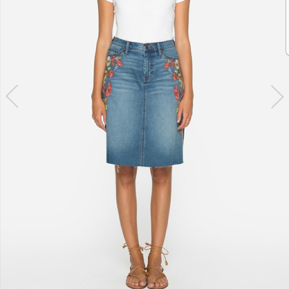 🧡Johnny was INDIGO EMBROIDERED SKIRT - Picture 2 of 7