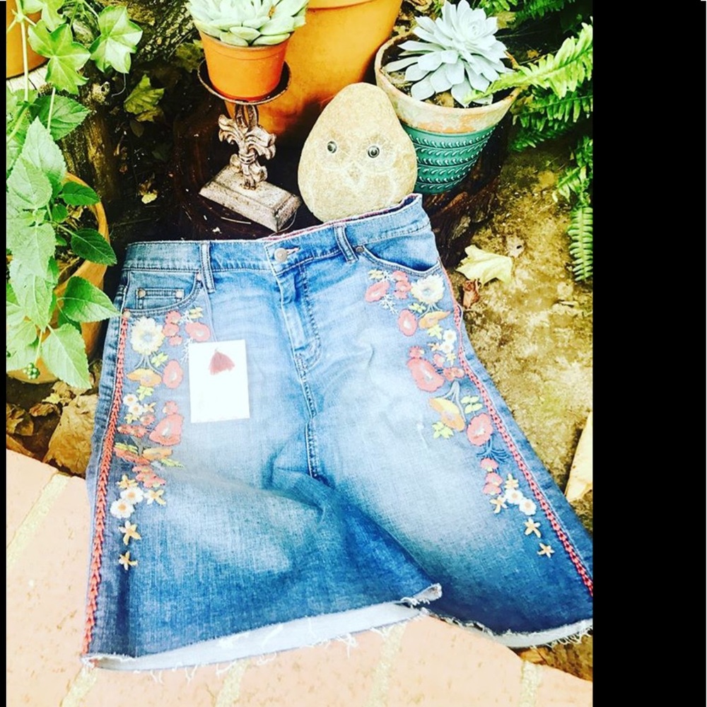 🧡Johnny was INDIGO EMBROIDERED SKIRT - Picture 6 of 7