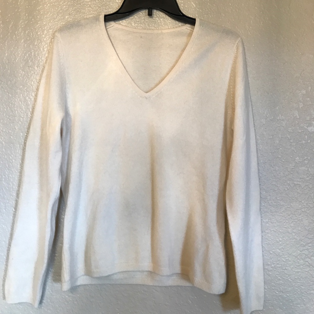 Cashmere sweater