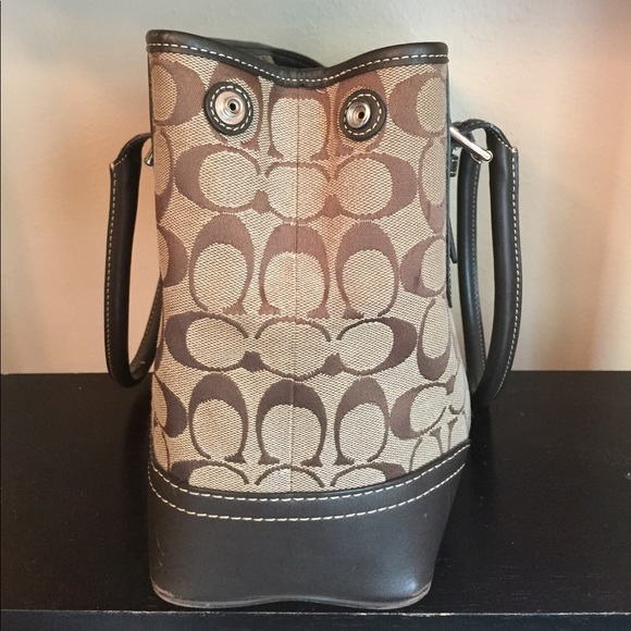 Coach Purse - Picture 4 of 5