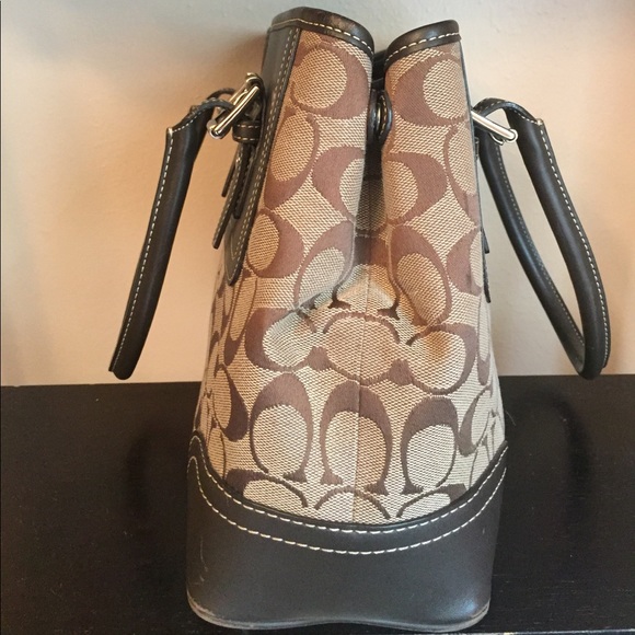 Coach Purse - Picture 5 of 5