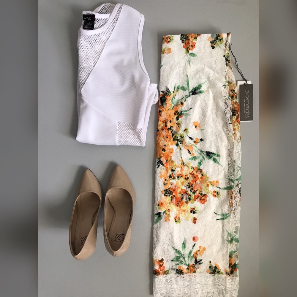 NEW YORK & COMPANY EVA MENDES LACE SKIRT