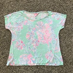 Lilly pulitzer shirt size xl