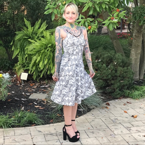 Botanical Print Dress w/ Suspended Bead Neckline - Picture 2 of 4