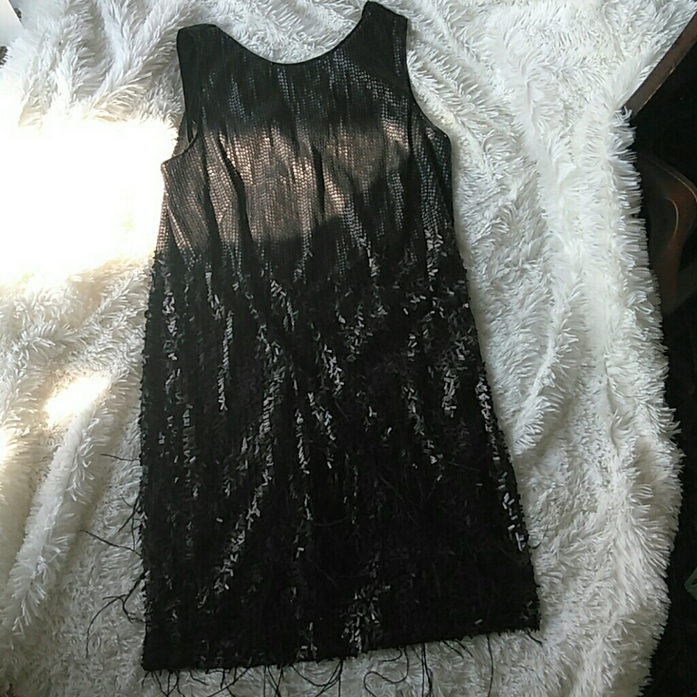 Jessica Simpson Black Sequin 8 Feather Dress