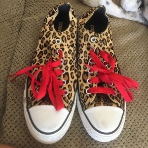 Converse cheetah print