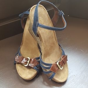 Aerosoles wedge sandal size 7