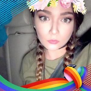 Meet your Posher, Molly