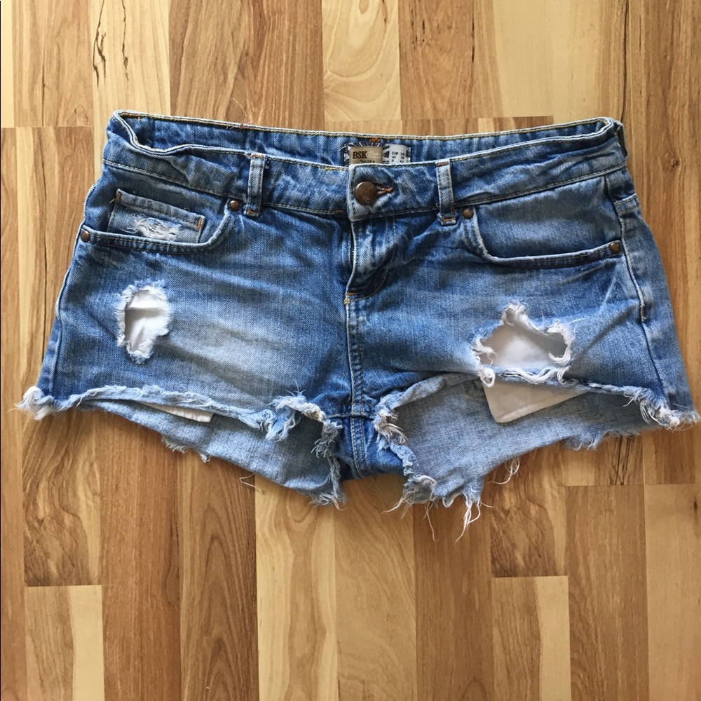 BERSHKA Jean shorts