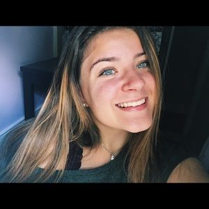 Meet your Posher, Renee