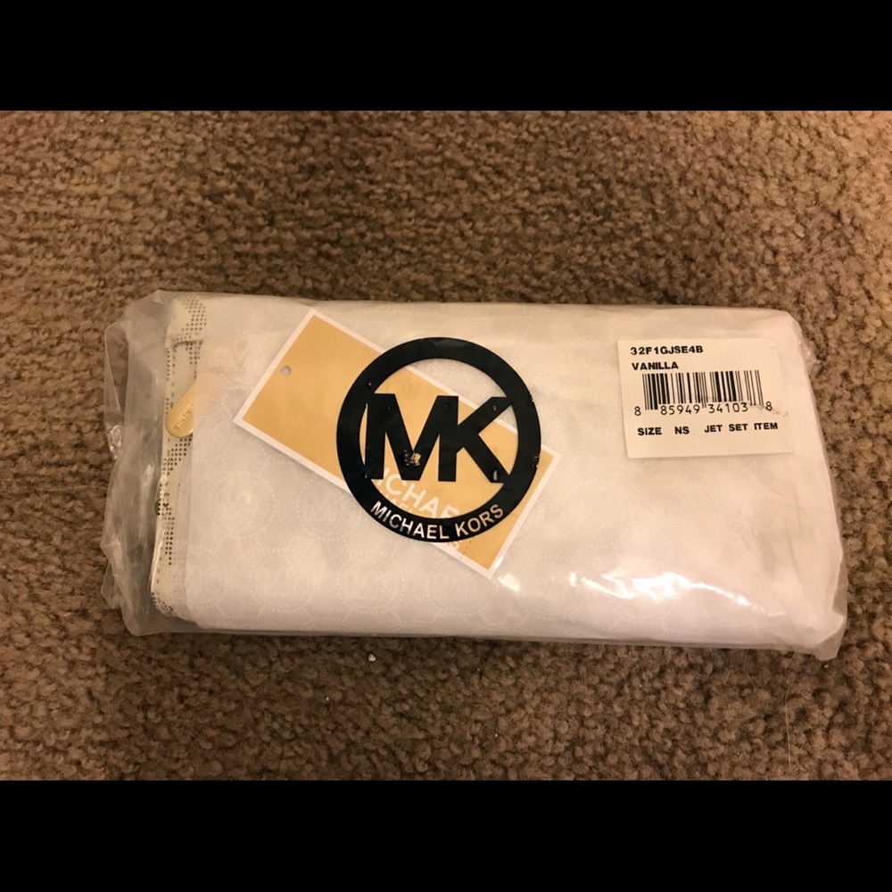 Michael kors wallet - Picture 3 of 3
