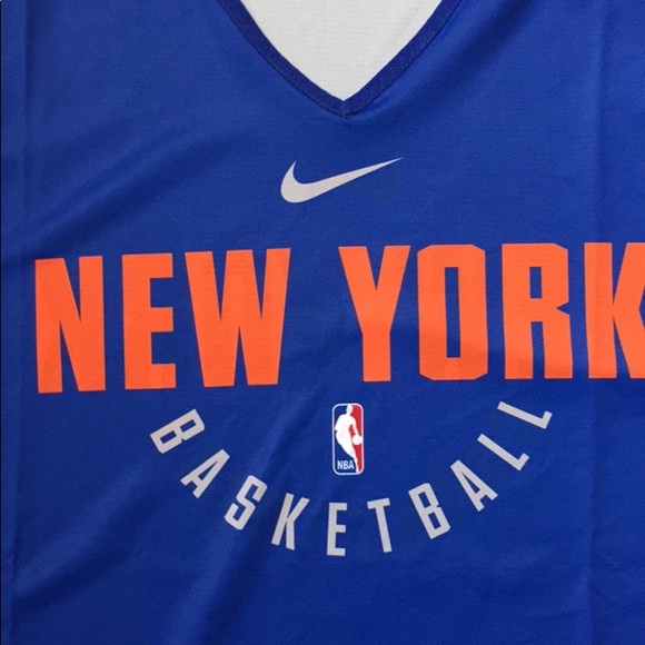 New York knicks basktetball jersey - Picture 3 of 5