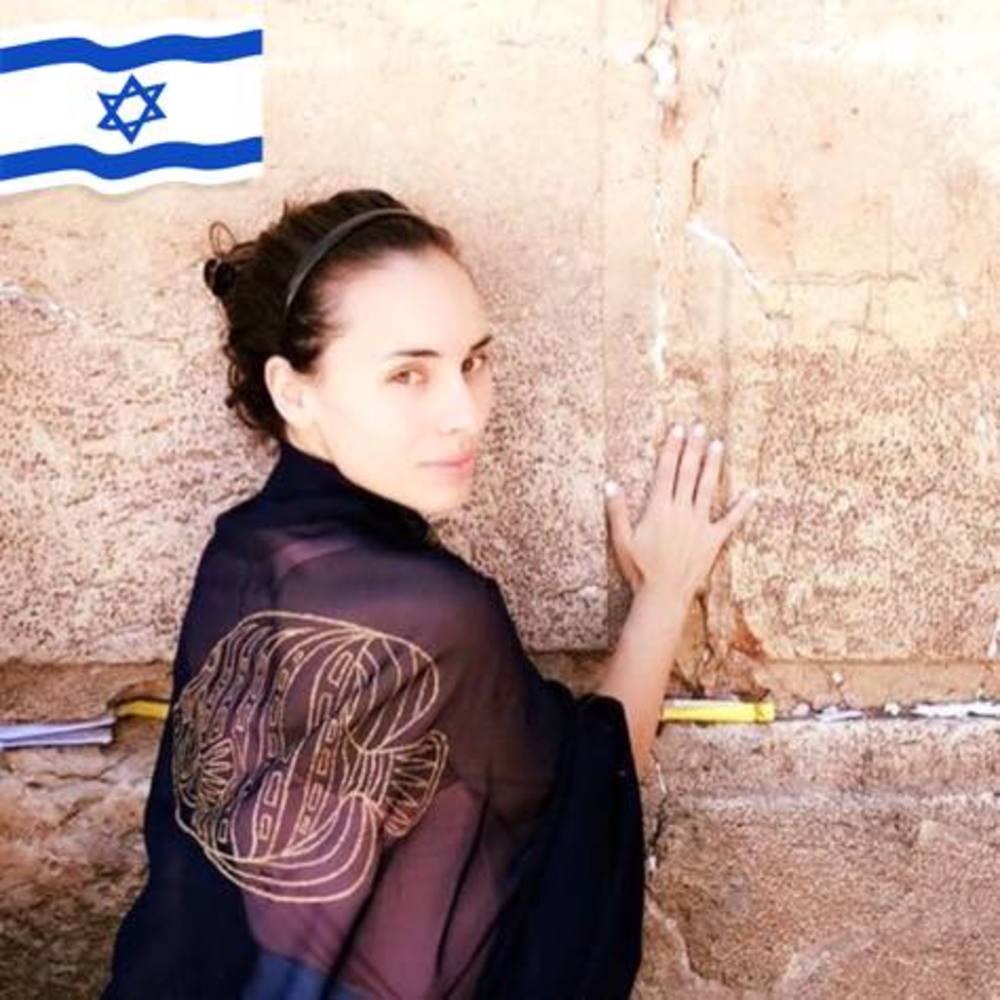 Meet your Posher, Rebecca