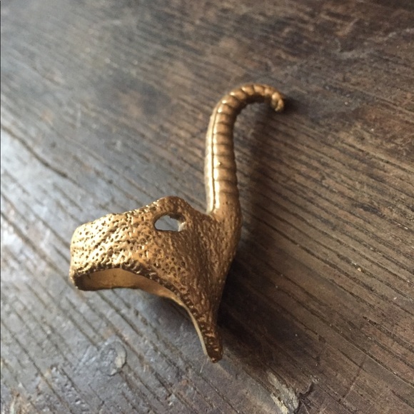 Coolest brass elephant trunk ring!! 🐘 - Picture 7 of 8