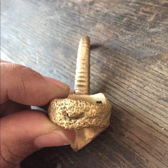 Coolest brass elephant trunk ring!! 🐘 - Picture 6 of 8