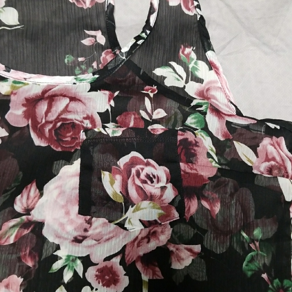 New🌷Black floral tank, sheer. NWOT