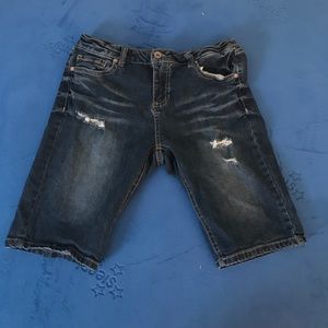 Knee length shorts